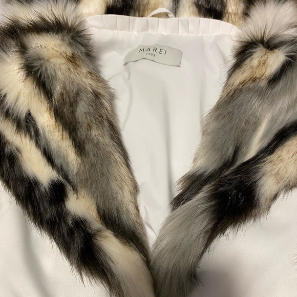 New white Coat - Picture 4 of 4